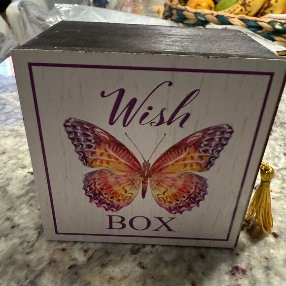 NEW Mystery Jewelry Wish Box 15 Different Brand New in Pack Items of all kinds - Picture 5 of 5